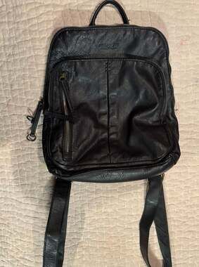 American Leather Co. Cleveland Genuine Leather Backpack in Black